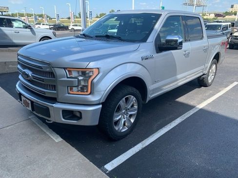 Used 2016 Ford F150 Platinum w/ Equipment Group 701A Luxury image 2