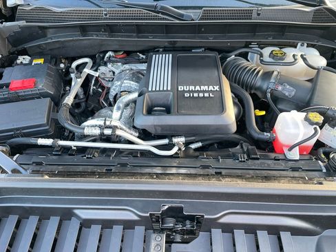 Used 2024 GMC Sierra 1500 AT4 w/ Technology Package image 23