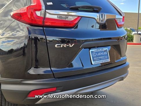 Used 2017 Honda CR-V LX image 5