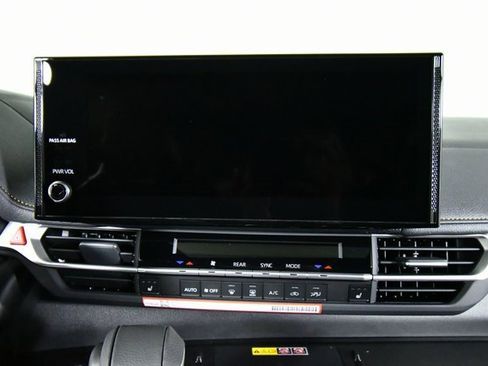 New 2026 Toyota Sienna XLE Woodland Edition image 4