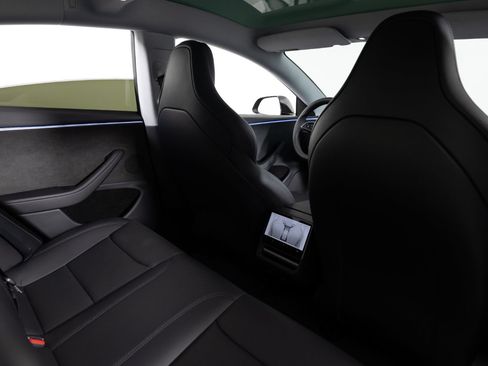 Used 2024 Tesla Model 3 Performance AWD/4WD image 23