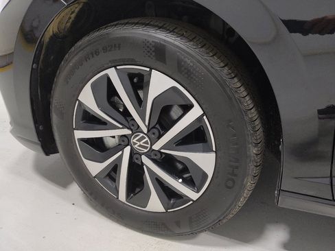 Used 2025 Volkswagen Jetta S FWD image 31