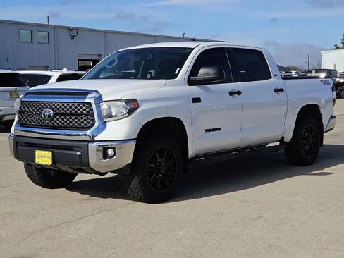 Used 2021 Toyota Tundra SR5 image 3