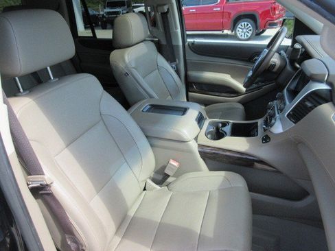 Used 2019 GMC Yukon SLT w/ Open Road Package RWD image 13