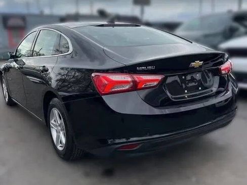 Used 2022 Chevrolet Malibu LT FWD image 4