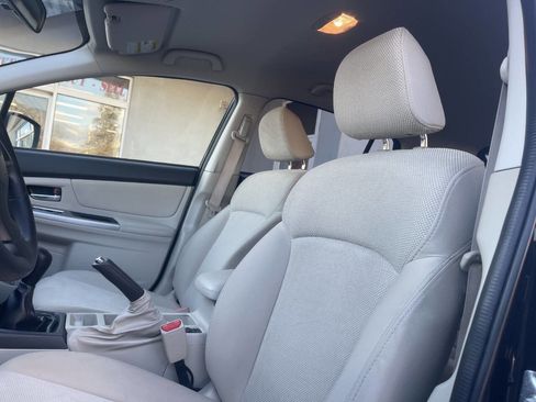 Used 2015 Subaru Crosstrek 2.0i Premium image 18