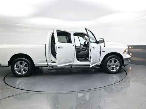 Used 2019 RAM 1500 Big Horn image 37