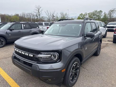 New 2026 Ford Bronco Sport Outer Banks w/ Outer Banks Tech Package+ AWD/4WD image 2