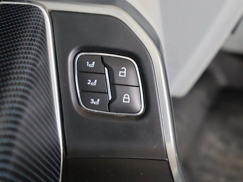 Used 2023 Ford F150 Limited image 24