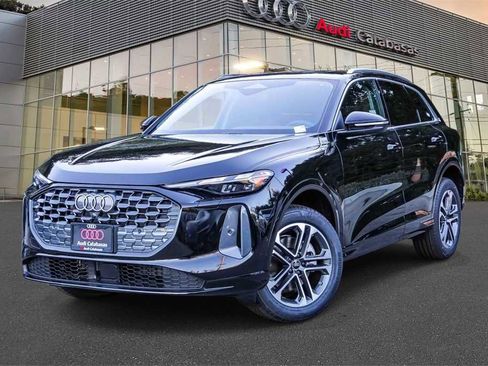 New 2025 Audi Q5 Premium image 1