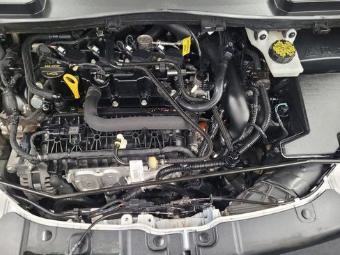 Used 2019 Ford Escape SE FWD image 30