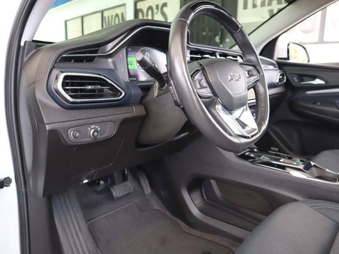 Used 2022 Chevrolet Bolt EUV Premier w/ Launch Edition FWD image 40