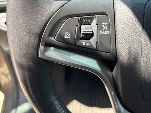 Used 2022 Chevrolet Trax LT w/ Sport Edition AWD/4WD image 21