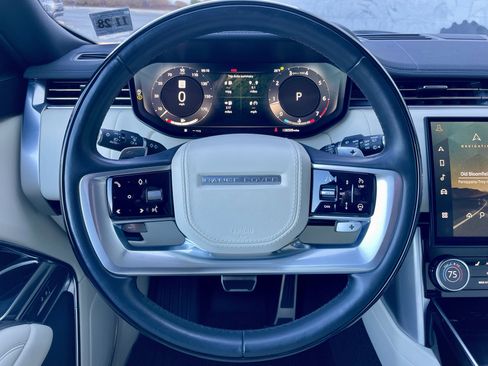 Used 2023 Land Rover Range Rover SE image 21