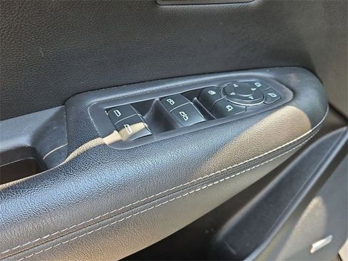 Used 2022 Cadillac XT5 Premium Luxury w/ LPO, Floor Liner Package image 36