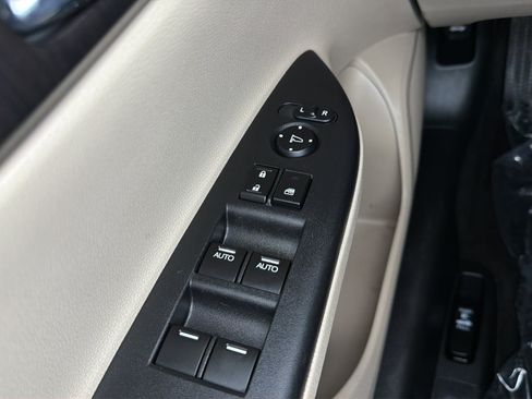 Used 2015 Honda Accord EX-L image 19