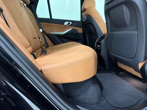 Used 2023 BMW X5 xDrive40i w/ Premium Package AWD/4WD image 23