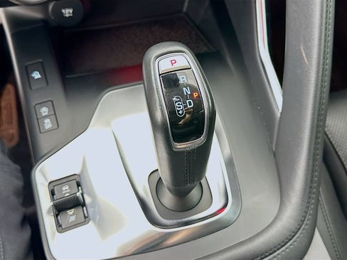 Used 2020 Jaguar E-PACE AWD/4WD image 26