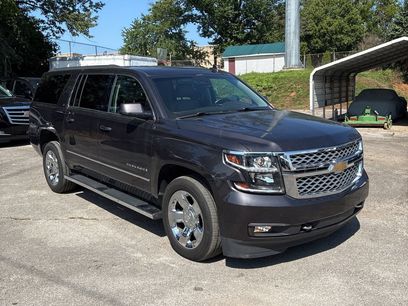Used 2017 Chevrolet Suburban LT w/ LT Signature Package