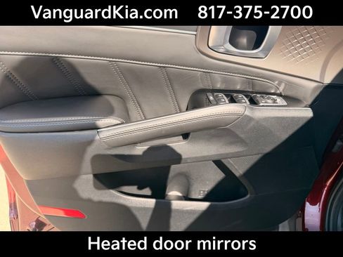 Certified 2024 Kia Sorento SX FWD image 17