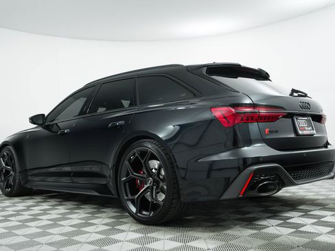 Used 2024 Audi RS 6 performance w/ Matte Carbon Package image 5