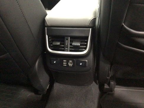 Used 2023 Subaru Outback Limited image 27