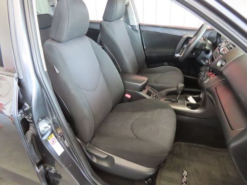 Used 2011 Toyota RAV4 Sport w/ Sport Extra Value Pkg AWD/4WD image 32