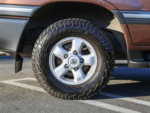 Used 1998 Toyota Land Cruiser image 13