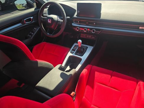 Certified 2025 Honda Civic Type R image 16