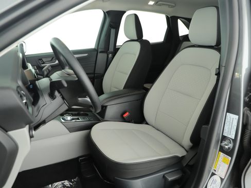 Used 2025 Ford Escape Active image 6