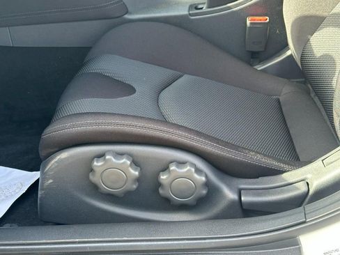 New 2026 Nissan Z Sport w/ Floor Mat Package RWD image 9