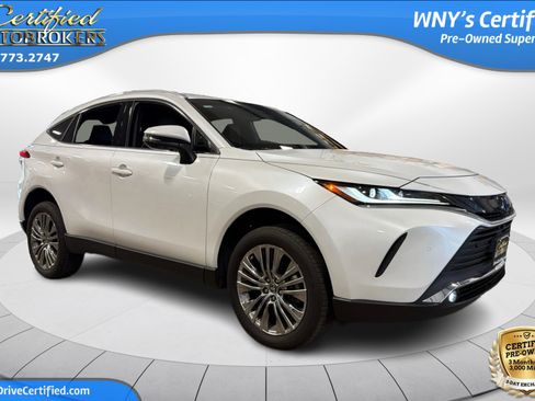Used 2023 Toyota Venza Limited AWD/4WD image 3