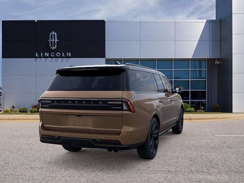 New 2026 Lincoln Navigator L Black Label AWD/4WD image 8