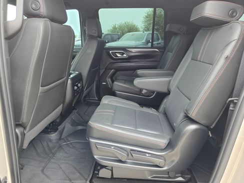 Certified 2024 Chevrolet Suburban RST w/ Sport Performance Package RWD image 13