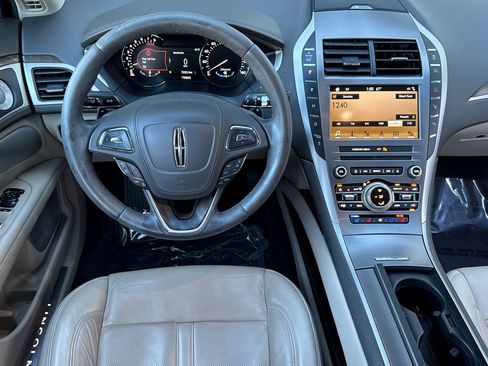 Used 2018 Lincoln MKZ Reserve w/ Luxury Package image 14