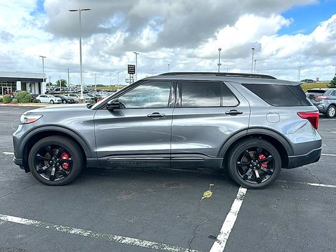 Used 2022 Ford Explorer ST w/ Equipment Group 401A RWD image 5