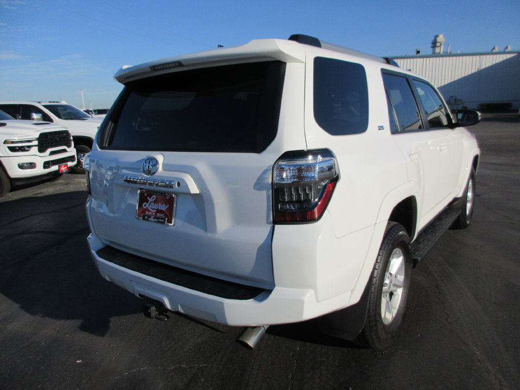 Used 2019 Toyota 4Runner SR5 Premium AWD/4WD image 6