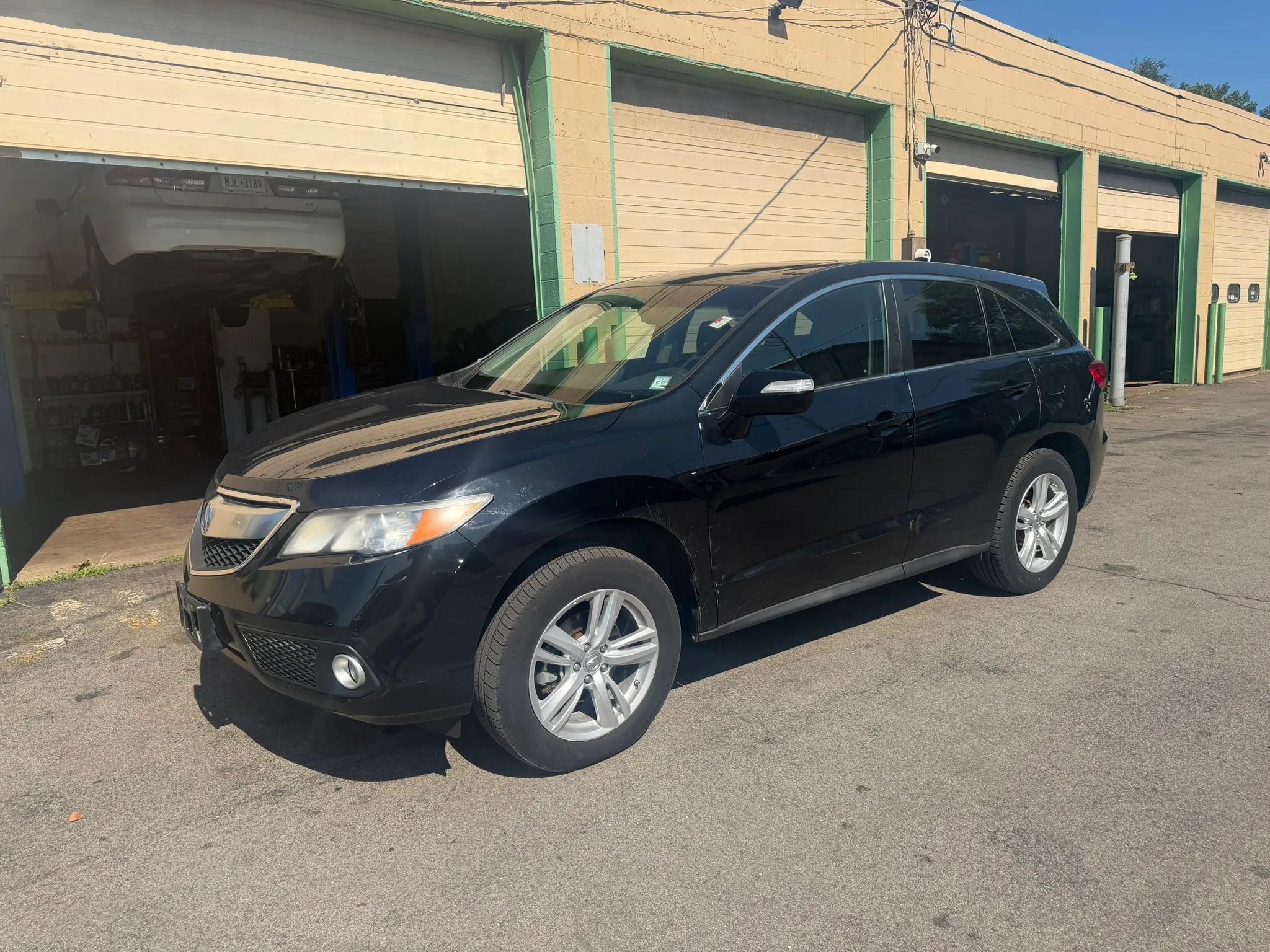 Used 2014 Acura RDX w/ Technology Package AWD/4WD image 4