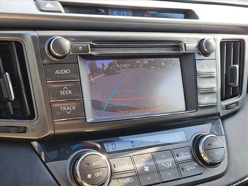Used 2013 Toyota RAV4 XLE FWD image 15