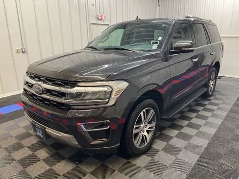 Used 2024 Ford Expedition Limited image 6