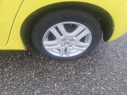 Used 2015 Honda Fit LX image 23