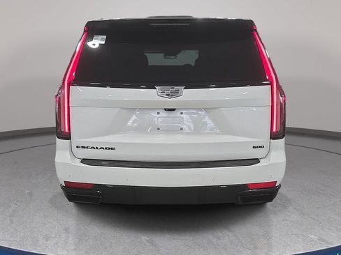 Used 2023 Cadillac Escalade ESV Sport w/ LPO, ONYX Package AWD/4WD image 7