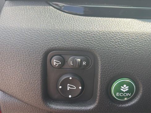 Used 2025 Honda Ridgeline Black Edition image 28