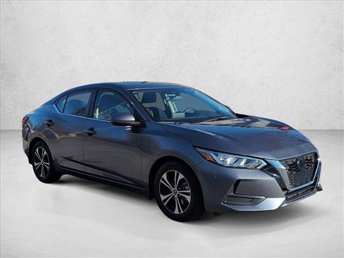 Used 2022 Nissan Sentra SV image 3