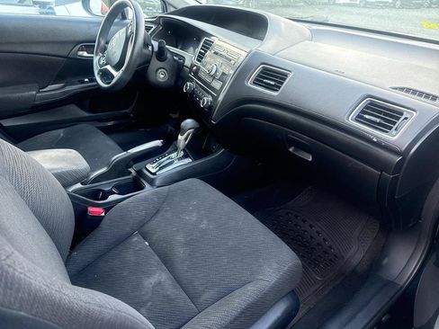 Used 2013 Honda Civic LX image 11