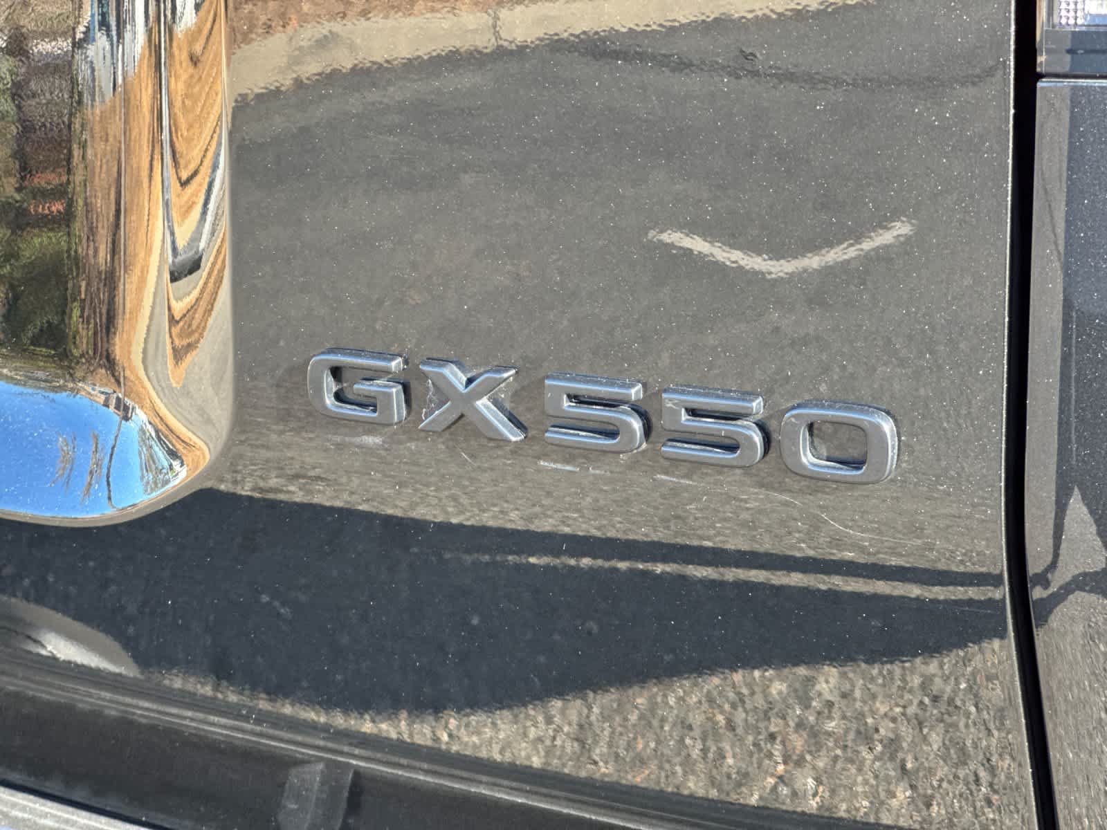 Used 2024 Lexus GX 550 w/ Accessory Package (31) AWD/4WD image 26