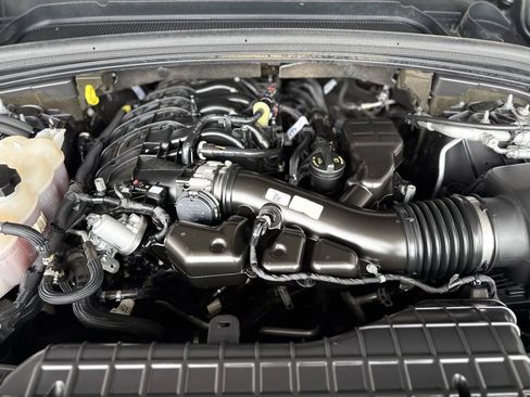 Used 2022 Jeep Grand Cherokee Limited w/ Luxury Tech Group II image 7