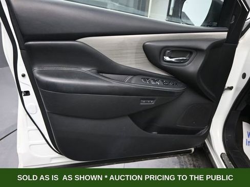 Used 2017 Nissan Murano S image 12