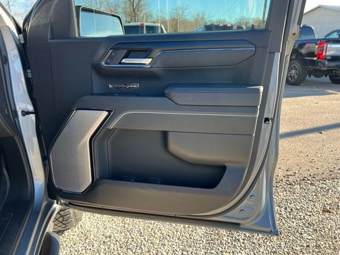 Used 2024 GMC Sierra 1500 AT4X w/ AT4X AEV Edition image 21