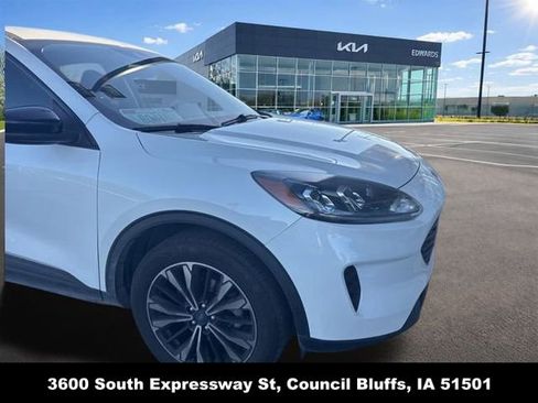 Used 2021 Ford Escape SE w/ SE Sport Appearance Package AWD/4WD image 5